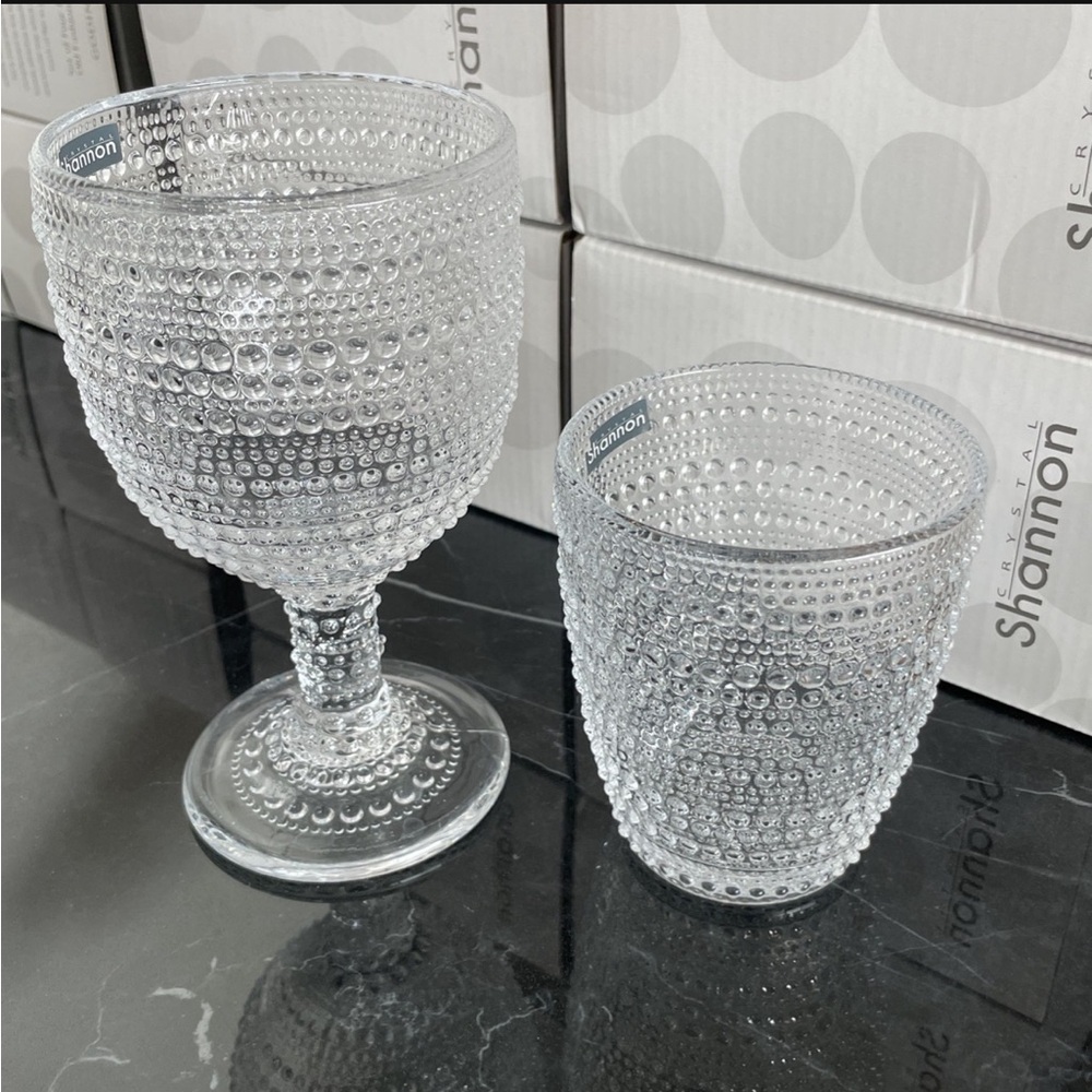 Godinger - Lumina Collection Glasses. Crystal Decorative Dotted Cups